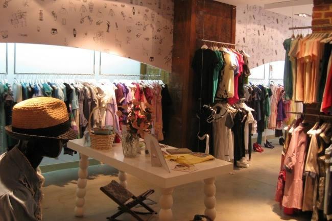 Qui connaît une petite boutique de vêtements originale qui change un peu des grandes enseignes telles que Bershka, H&M etc. ?
