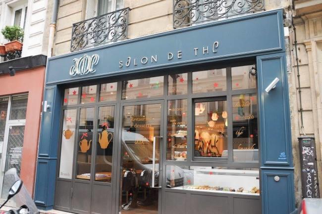 Qui connaît un salon de thé cosy pour prendre un thé et/ou une pâtisserie et qui est ouvert le dimanche ?