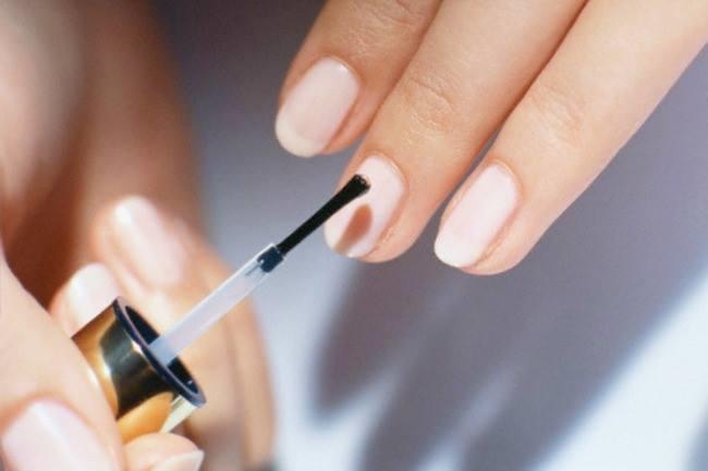 Un institut à me conseiller pour mettre poser un vernis à ongles semi-permanent ? Si vous avez des témoignages, n'hésitez pas ! Merci.