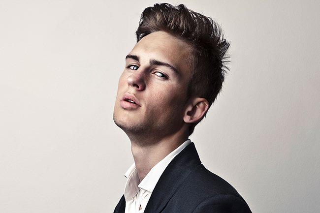 Qui connait un bon coiffeur HOMME ? J'ai toujours peur avec les coiffeurs, généralement ça ne ressemble jamais à ce que j'avais demandé !