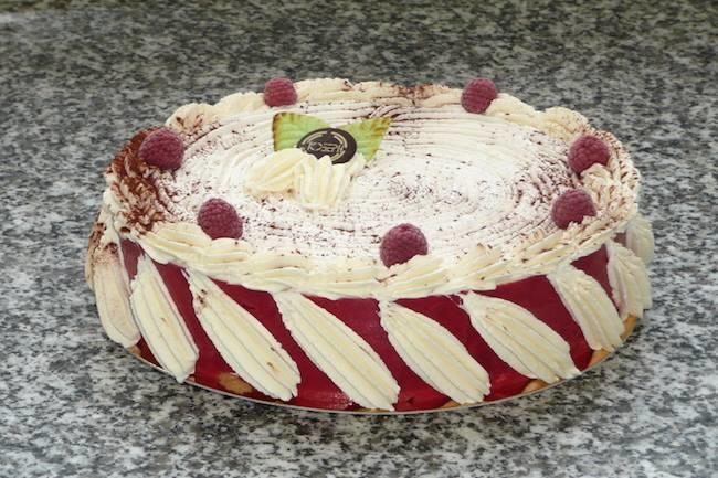 Qui connaît un bon professionnel qui pourrait me préparer un délicieux vacherin ?