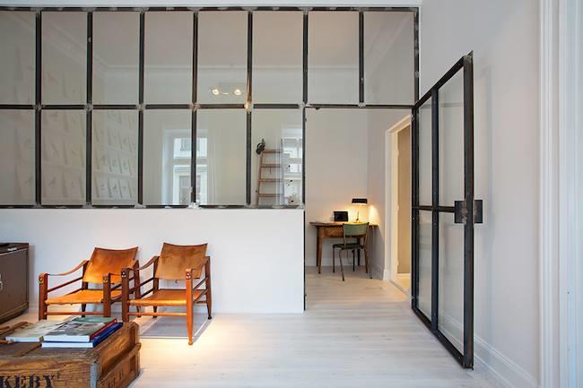 Qui connaît un bon artisan capable d'installer une verrière intérieure dans ma maison ?