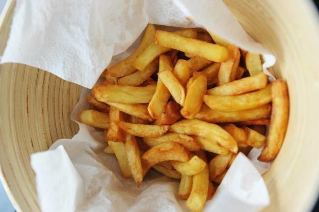 Qui connaît LA meilleure friterie de Dijon où l'on peut déguster des frites à l'ancienne ?