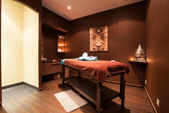 Qui connaît un bon institut de beauté à Dijon pour une épilation ? Si en plus l'esthéticienne est DOUCE et ne fait pas mal, c'est le top.