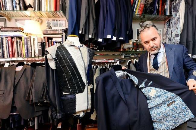 Qui connaît un magasin de vêtements un peu chic pour homme ? Bonne résolution pour 2016 : changer toutes mes vieilles fringues d'adolescent !