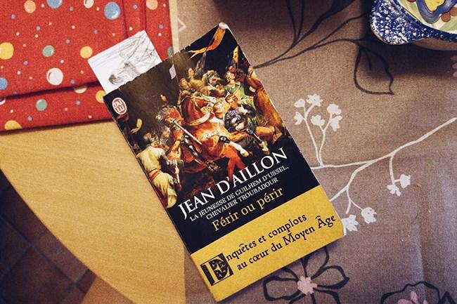 Qui connaît un bon livre qui permet d'apprendre des faits historiques tout en prenant du plaisir à la lecture ?