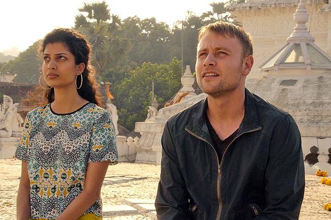 Qui connaît une BONNE série actuelle qui se passe ailleurs qu'aux États-Unis ?