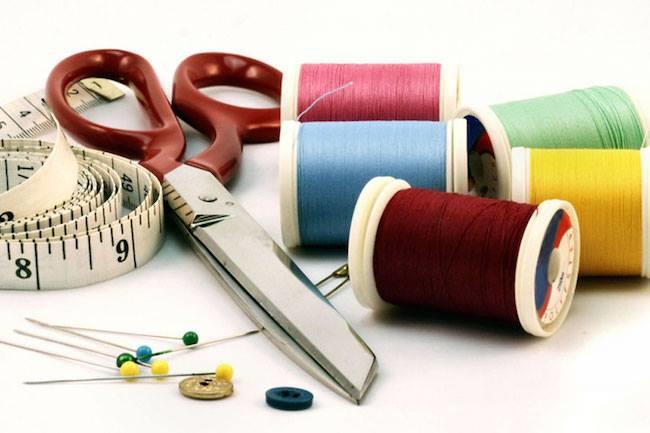 Qui connaît un bon plan pour apprendre à coudre ? Genre un atelier de couture, une couturière qui donne des cours particuliers, ou encore des stages ?