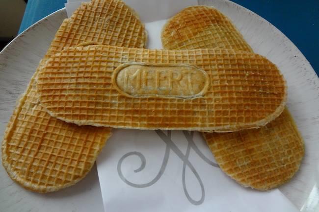 Qui connaît une bonne recette pour faire d'excellentes gaufres fourrées comme chez Meert ? Je ne reçois pas le général de Gaulle, mais tout de même...