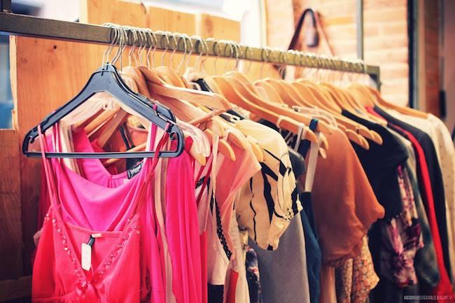 Qui connait un bon endroit à Lille pour organiser un vide dressing à 6 blogueuses le 19 septembre ?