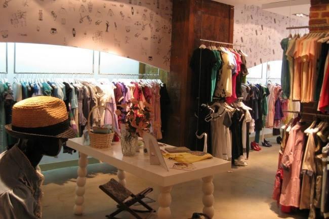 Qui connaît une petite boutique de vêtements originale qui change un peu des grandes enseignes telles que Bershka, H&M etc. ?