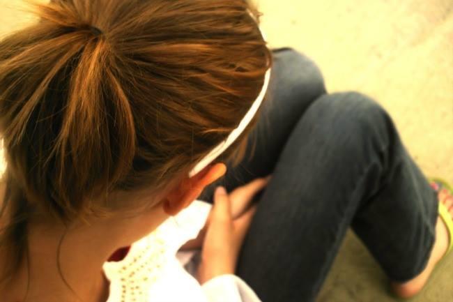 Qui connaît un bon psychologue A L'ECOUTE pour ados ? Ma fille de 13 ans se renferme sur elle-même depuis plusieurs mois et je ne sais plus quoi faire !