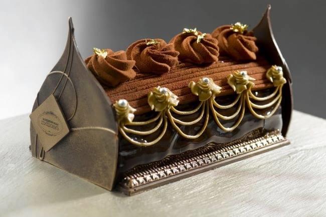 Qui connaît une pâtisserie réputée où acheter une véritable bûche de noël ? Avec une qualité de préparation et un goût incomparable...