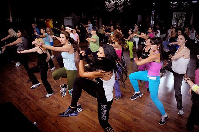 Qui connaît un bon cours de zumba à Lyon ou à proximité de Bron ?