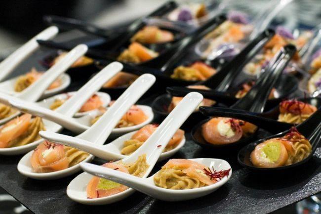 Je recherche un bon traiteur pour une communion à Lyon. Des conseils ?