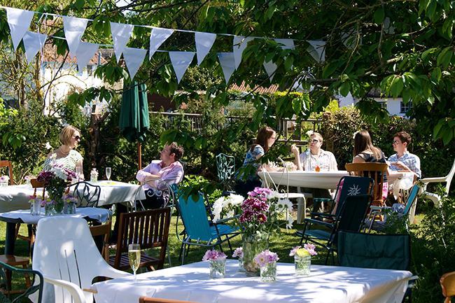 Qui connaît un bon magasin de décorations pour une garden party ?