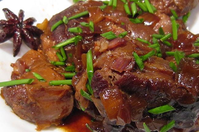 Qui connaît un restaurant sur Lyon pour manger de la bonne viande ?