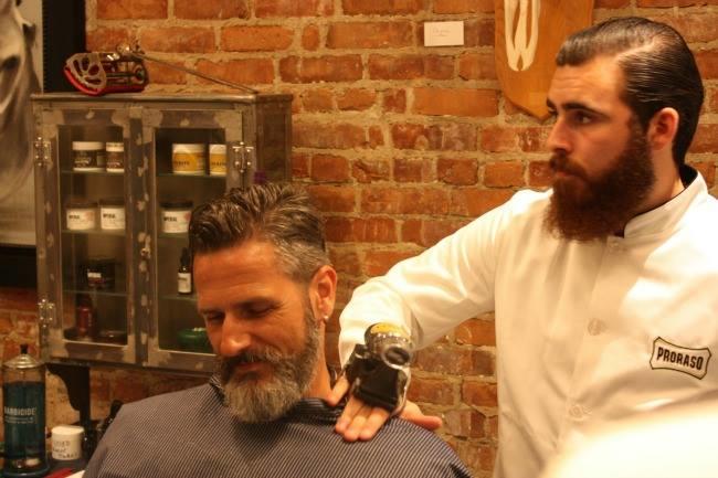 Un barbier à l'ancienne à Lyon hautement recommandable ? Merci pour vos réponses.