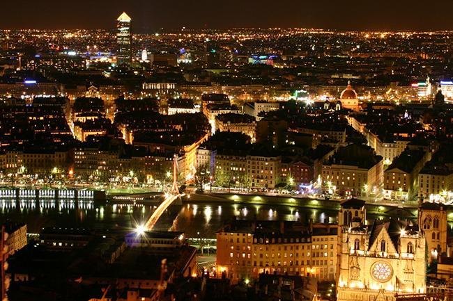 Qui connaît les endroits à ABSOLUMENT visiter à Lyon ? Je ne viens qu'un petit weekend !