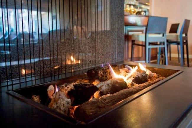 Qui connaît un bon hôtel avec des prestations idéales pour la Saint-Valentin s'il vous plaît ? Un lieu vraiment spécial et douillet... Merci beaucoup !