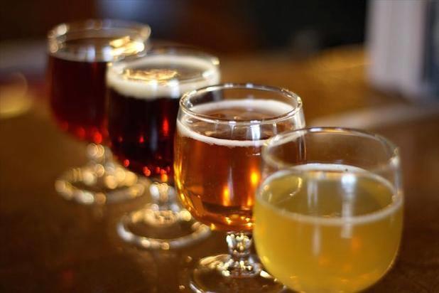 Qui connaît des bars avec un vaste choix de bières où l'on reçoit de bons conseils ? Et tant qu'à faire, des magasins où acheter des bières qu'on ne voit pas partout ?