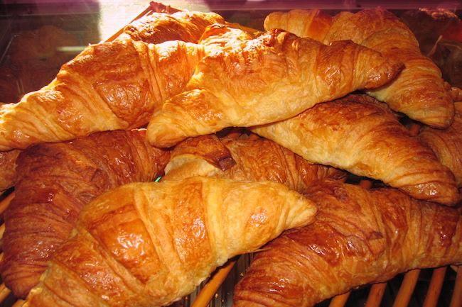 Où trouver les MEILLEURS croissants de Marseille ?