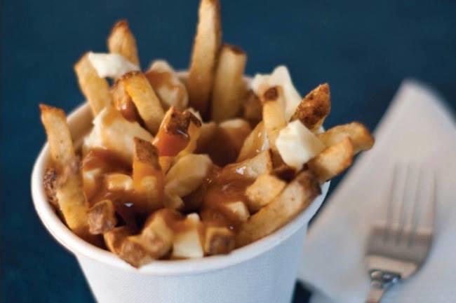 Qui connaît un endroit qui propose la spécialité canadienne "la Poutine" sur Marseille ? J'en cherche partout !