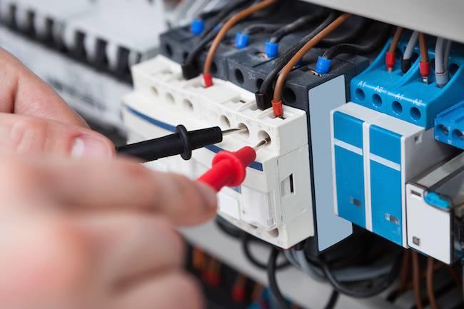 Qui connaît un bon électricien à Marseille qui peut intervenir rapidement et efficacement ?