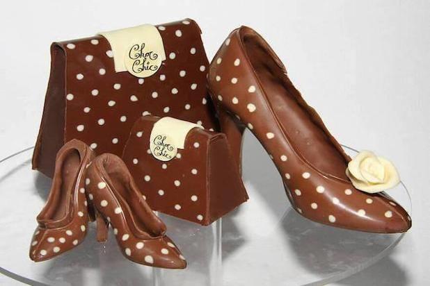 Qui connaît un bon chocolatier à Montpellier capable de réaliser quelque chose comme ceci ? C'est pour l'anniversaire d'une accro au shopping !