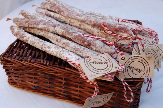 Qui connaît l'endroit idéal pour acheter des produits variés de notre région à des prix raisonnables ? Je pense à des tielles sétoises, à des fouets catalans, etc. ou plus généralement des produits du sud de la France !