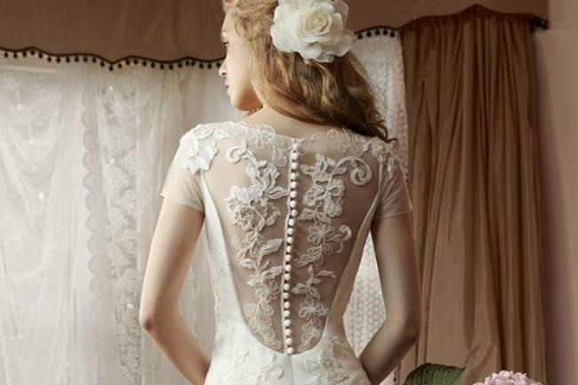 Je cherche MA robe de mariée ! De bonnes adresses ou une couturière à me conseiller ?
