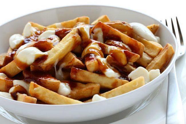 Qui connaît un resto à Montpellier qui sert des mets québecois ? De la poutine par exemple : un régal !