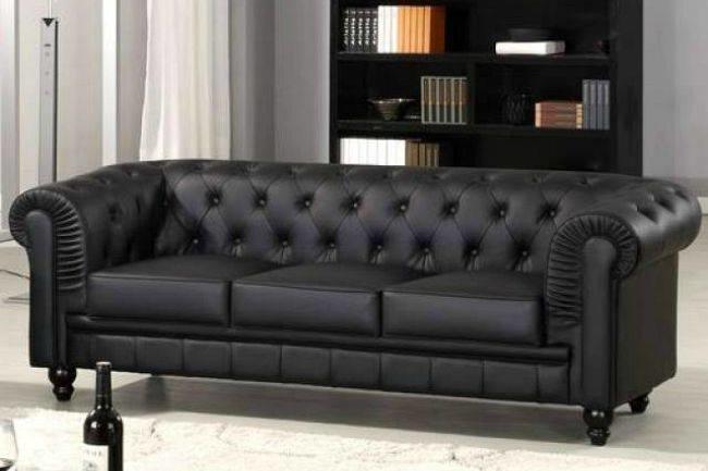 Qui connaît un magasin où l'on vend des canapés Chesterfield, comme sur la photo ?