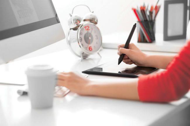 Qui connaît un bon graphiste ? C'est pour le design de mon futur site web.