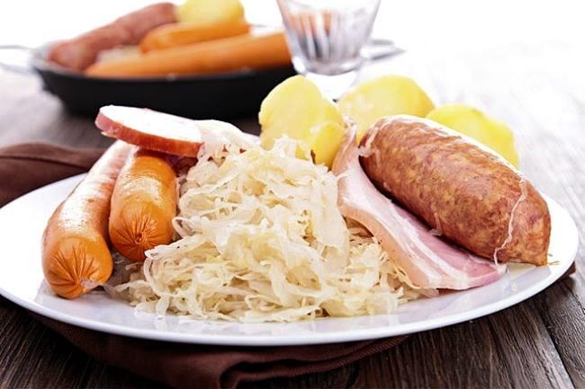 Qui connaît un bon restaurant alsacien ou autre pour manger une bonne choucroute ?