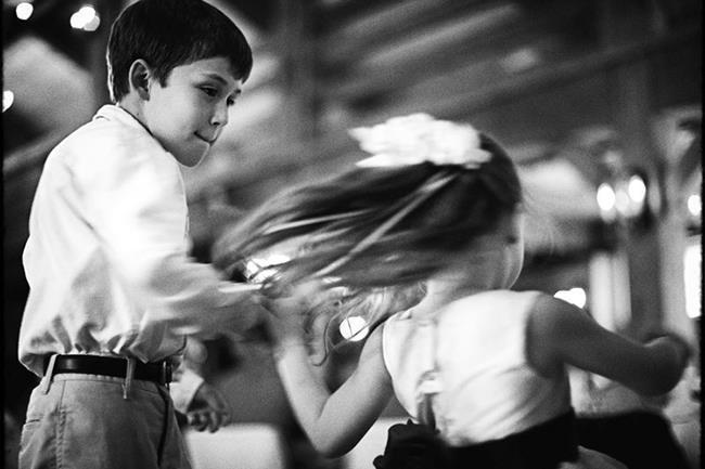 Qui connaît une bonne école de danses pour les enfants 4 ans ? Pour apprendre des danses de salon par exemple.