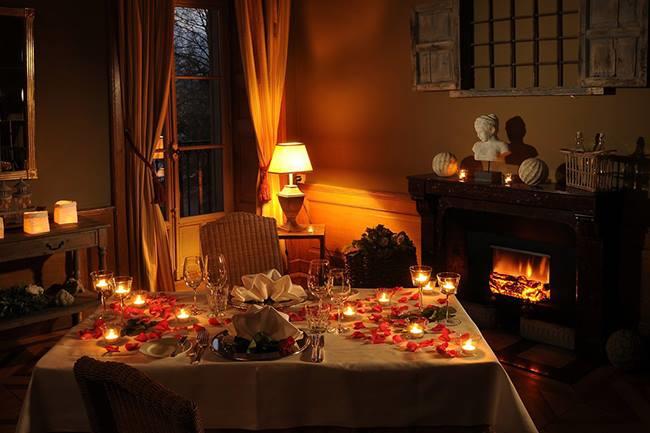 Qui connaît un bon resto abordable pour un repas d'amoureux à Montpellier ? Un endroit cosy avec une carte réduite, avec des bougies et une atmosphère comme à la maison... Quelles sont vos meilleures découvertes à Montpellier ?