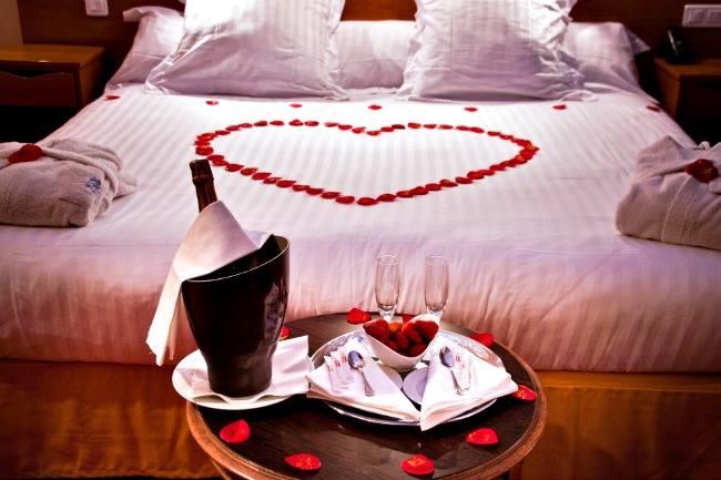 Qui connaît un hôtel sympa à moins de 1h de route de Montpellier pour un week-end inoubliable à deux ?