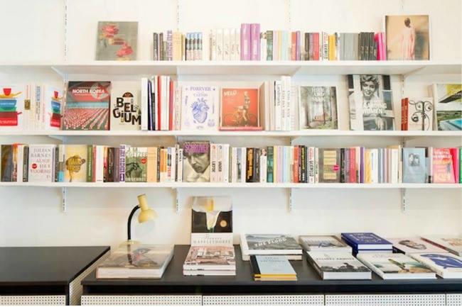 Qui connaît un magasin agréable à Nancy avec un large choix de BD ?