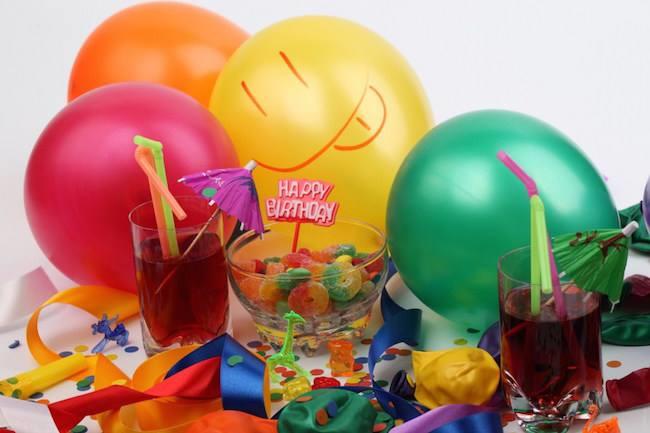 Qui connaît un bon endroit pour fêter les anniversaires d'enfants, qui change des Quick et MacDo ? C'est pour les 8 ans de ma fille !