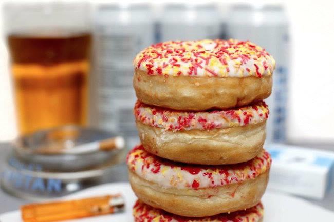 Qui connaît un bon hypnotiseur pour arrêter de fumer tout en évitant la prise de poids ?