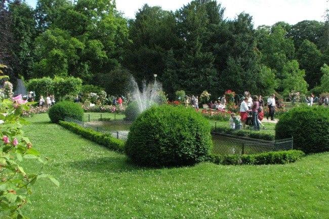 Qui connaît un endroit agréable où se promener avec bébé à Nancy ? S'il y a un parc sur le chemin, c'est l'idéal :-)