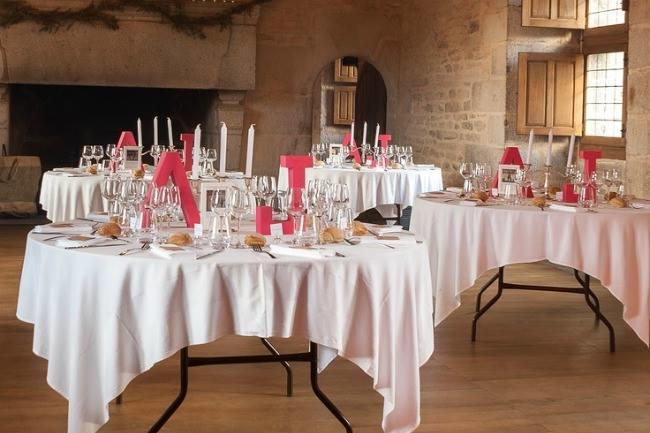 Qui connaît un lieu exceptionnel pour célébrer un mariage dans environs de Nantes ? Avec un grand parc boisé.