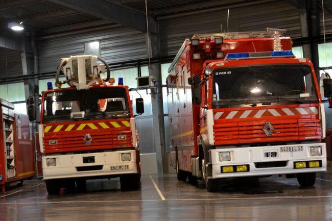 Qui connaît une caserne de pompiers qui accepte de faire la visite aux enfants pendant l'été ?