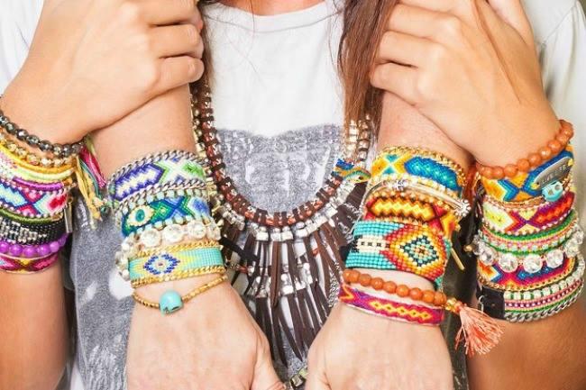 Qui connaît un magasin où je peux trouver des perles et autres accessoires pour fabriquer des bijoux ?