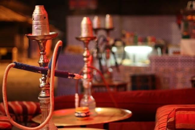 Qui connaît un endroit où je pourrai acheter une jolie chicha ?