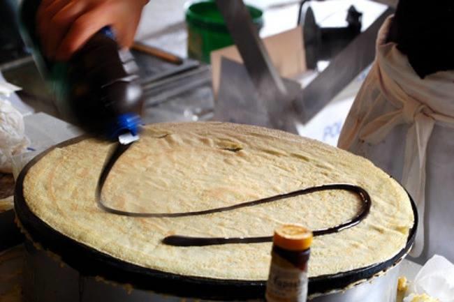 Qui connaît un crêpier ambulant se déplaçant pour des événements comme des anniversaires, baptêmes ou mariages ?