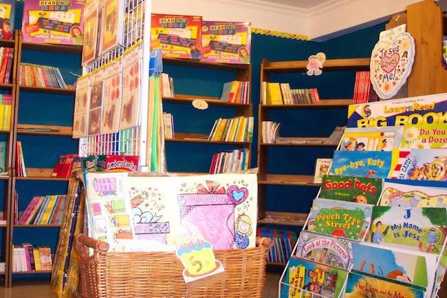 Qui connaît un bon endroit où trouver des livres en espagnol et en anglais pour les enfants ?