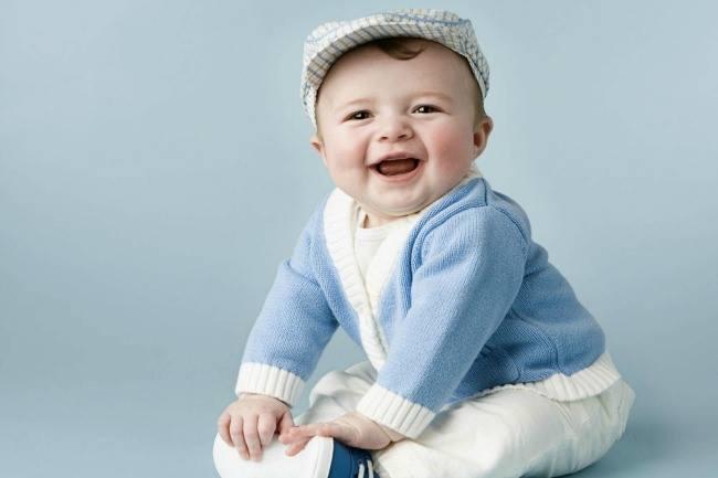 Qui connaît un excellent ORL sur Nantes qui ne prescrit pas systématiquement les diabolos aux enfants/bébés ? Nous sommes perdus après les deux premiers rendez-vous et aimerions avoir un autre avis. 18 mois pour une anesthésie générale ? Nous sommes sceptiques. Et les diabolos parfois controversés... Merci !