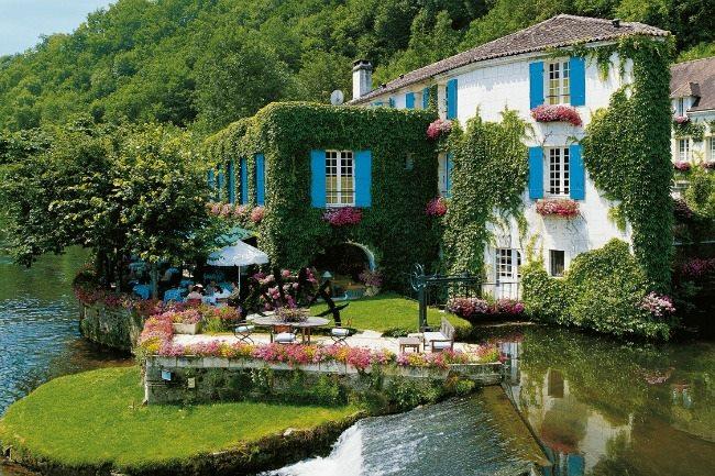 Envie de quitter le centre-ville... Qui connaît une commune paisible et verdoyante pour vivre ou un village à moins d'une demi-heure de Nantes ? Nous souhaitons déménager à la fin de cette année !